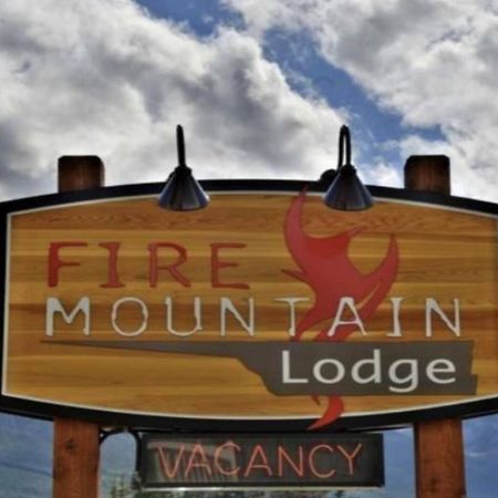 Fire Mountain Two Bedroom Condo Canmore Dış mekan fotoğraf
