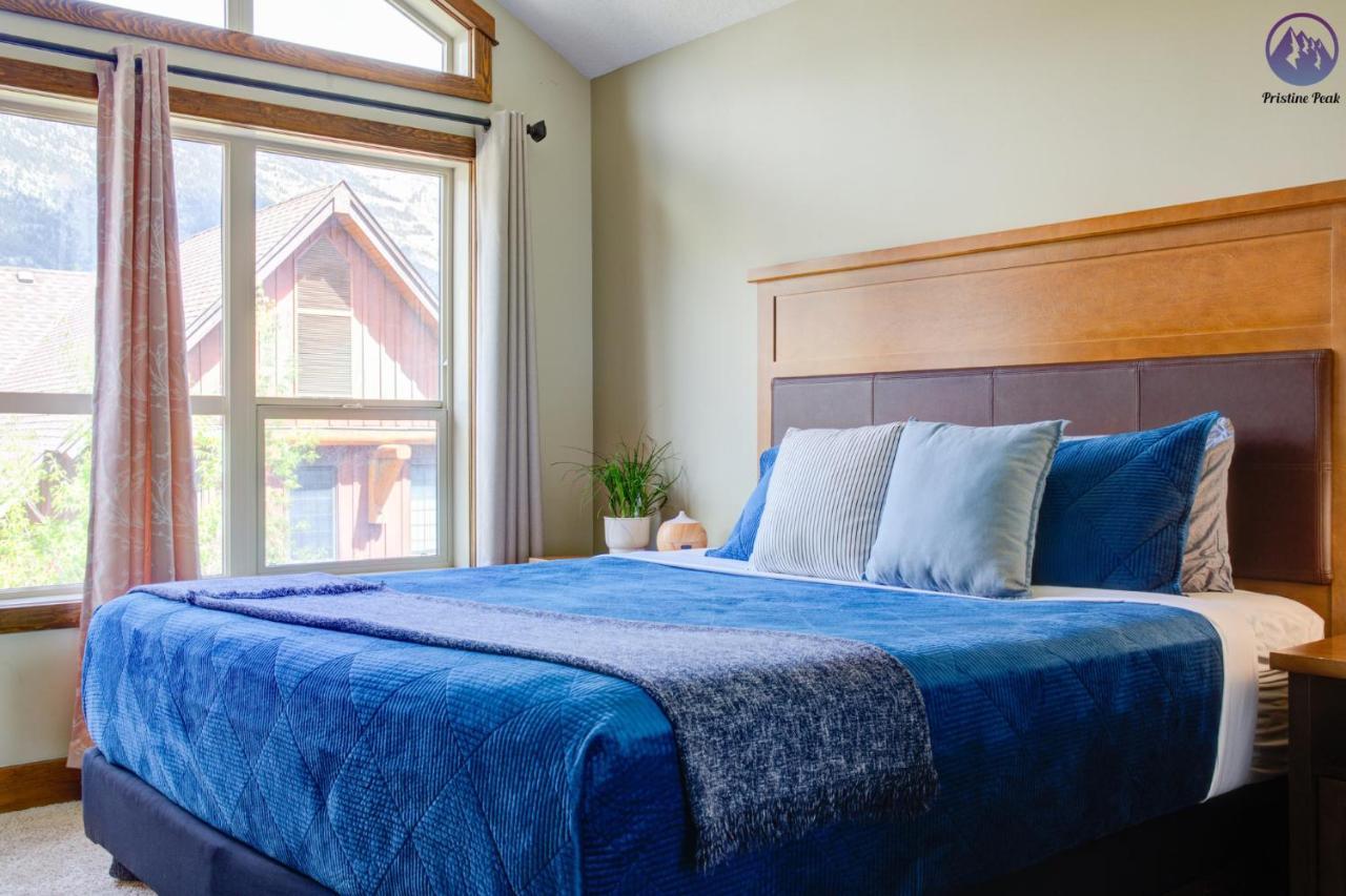 Fire Mountain Two Bedroom Condo Canmore Dış mekan fotoğraf